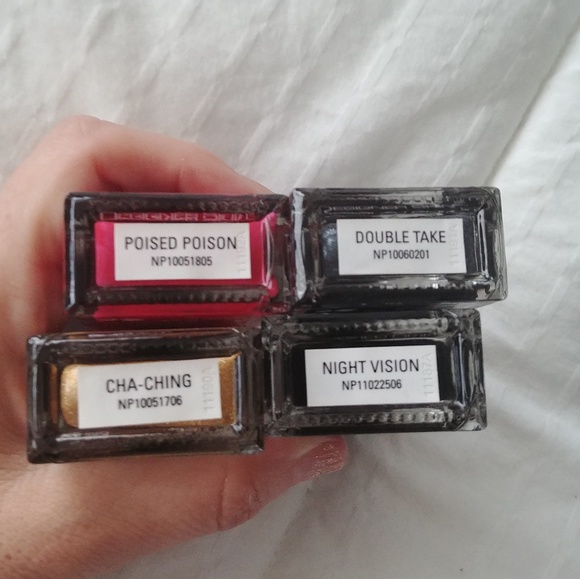 Sold! Lashes & more - Picture 3 of 7